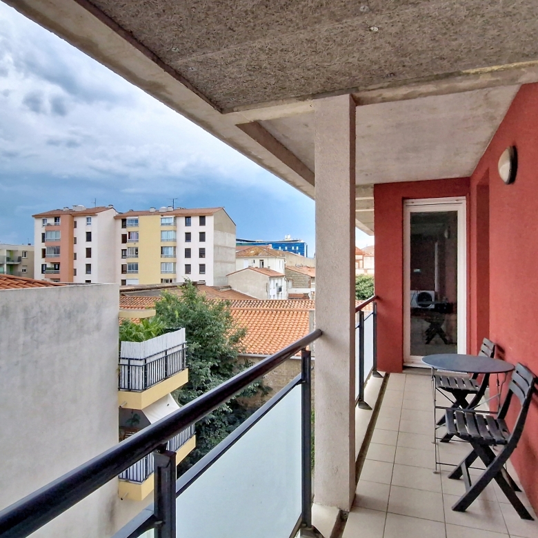 Appartement T3 lumineux de 66 m² Carrez (69 m² au sol) avec terrasse — Vue dégagée – Proche commodités