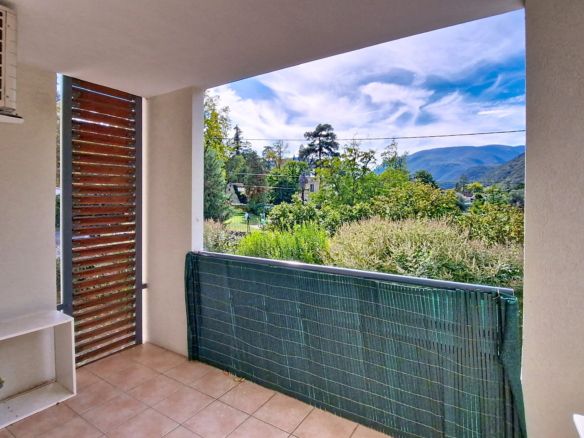 Appartement Moderne avec Piscine