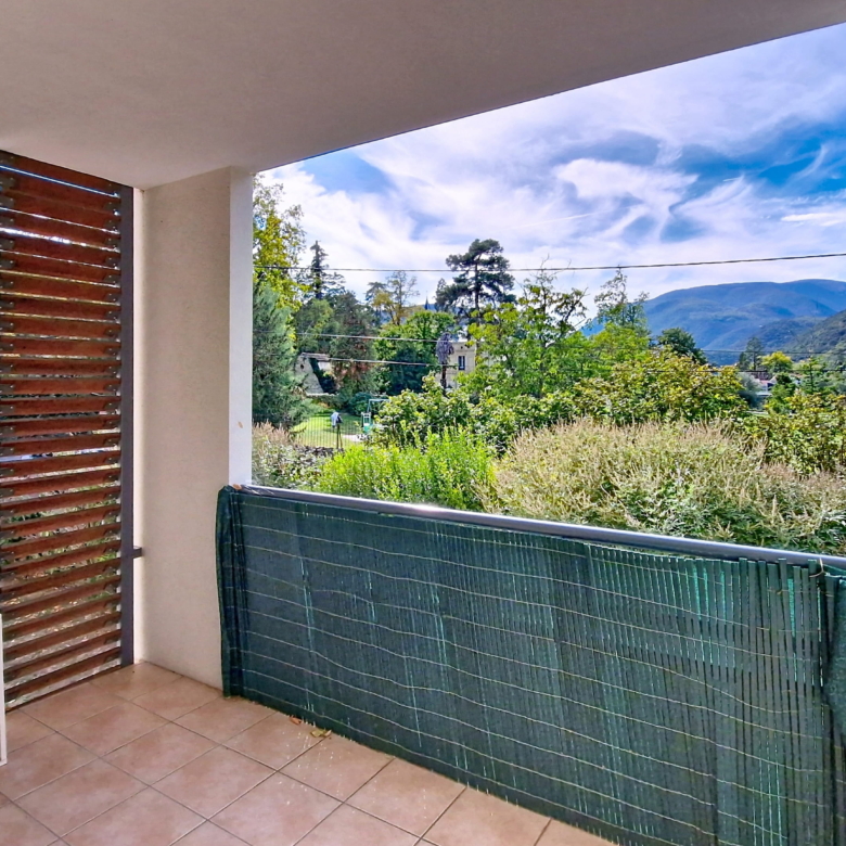 Appartement Moderne avec Piscine