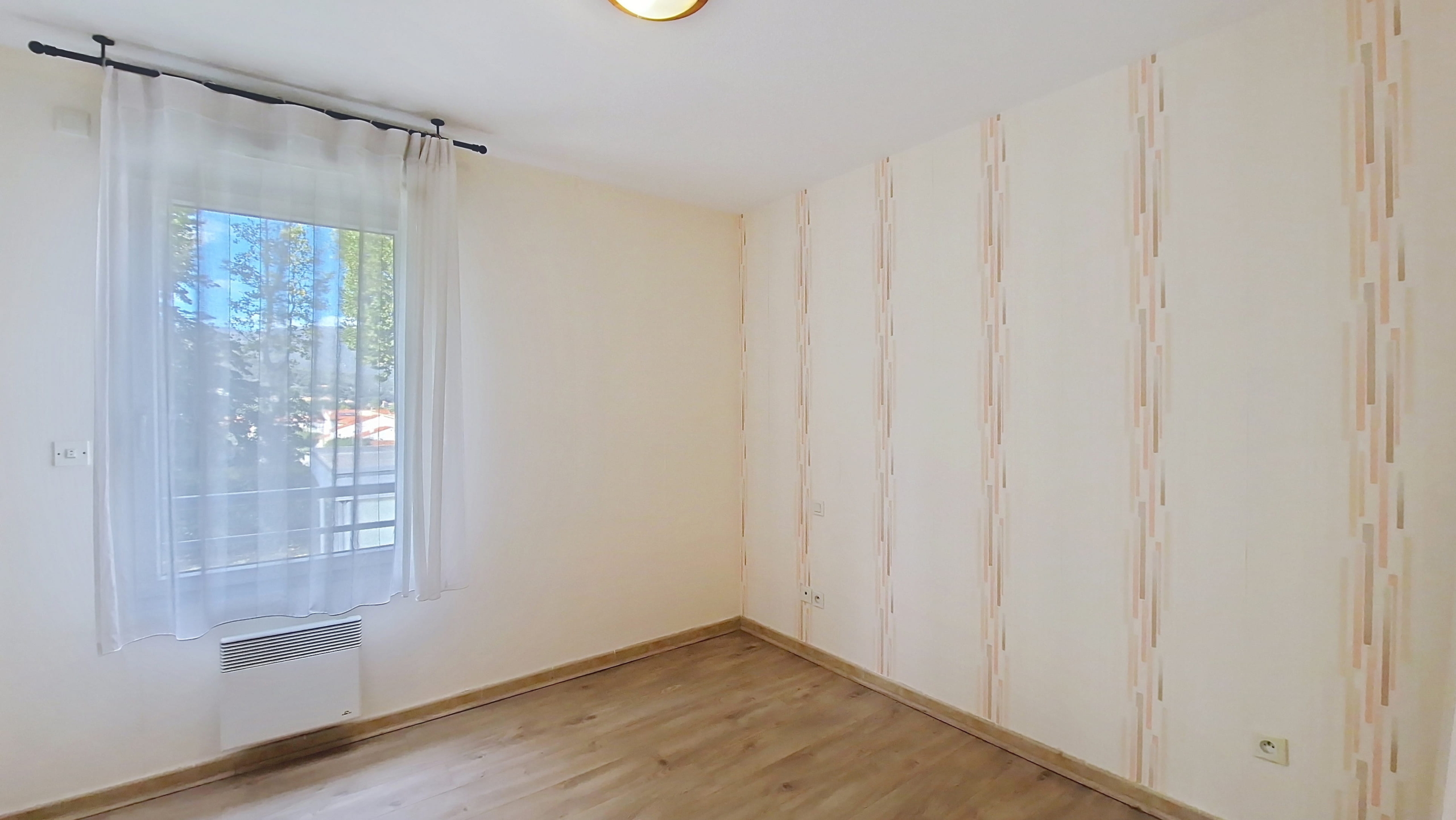 Appartement Moderne avec Piscine